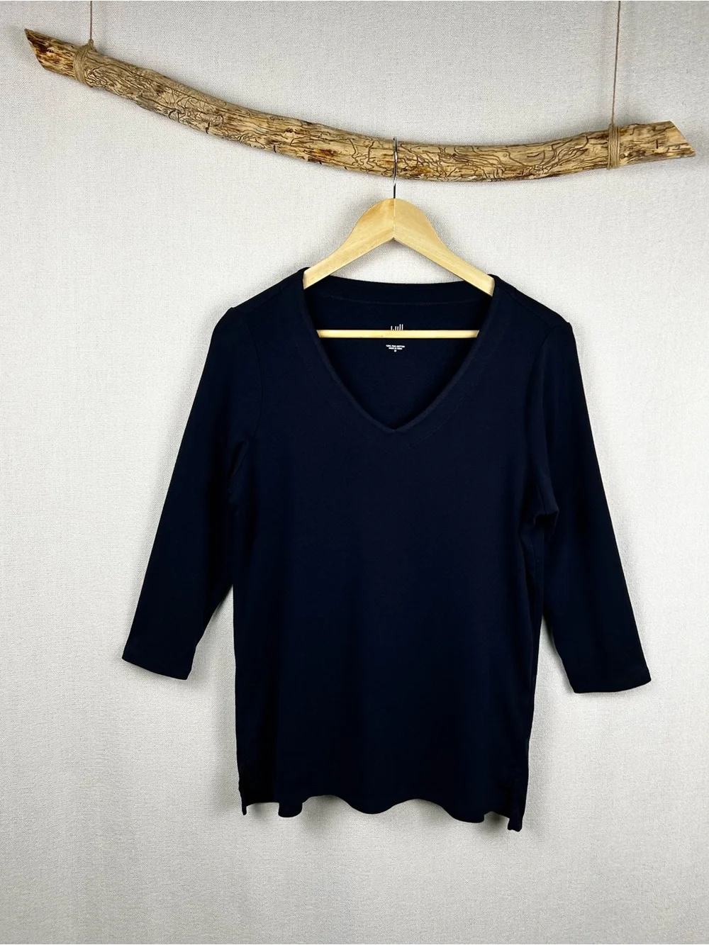 J.Jill Navy Pima Cotton V-Neck 3/4 Sleeve Tee | Soft Capsule Basic Medium - Picture 4 of 8